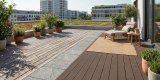 Balkon und Terrasse: Materialien, Pflegeaufwand und Kosten im Überblick